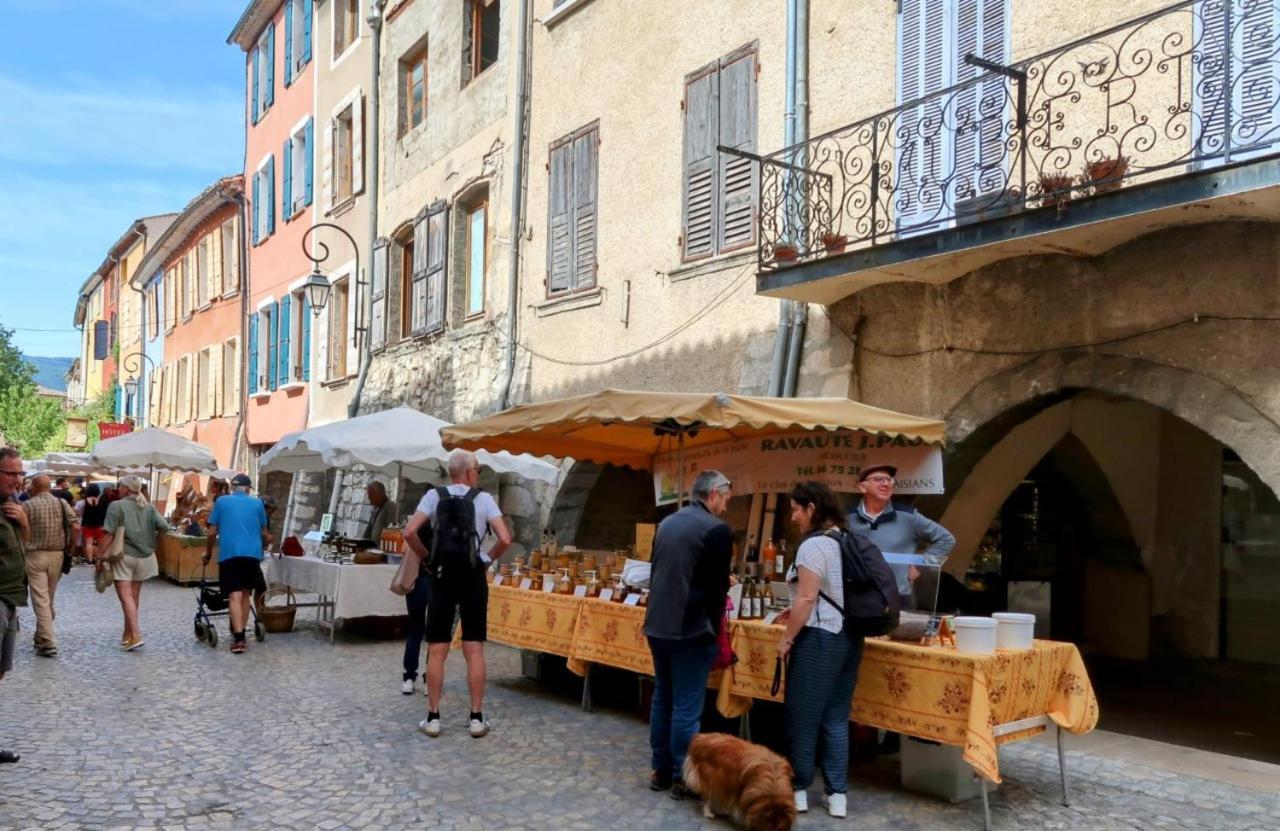 La Terrasse D'olea, Au Coeur Du Village Buis-les-Baronnies