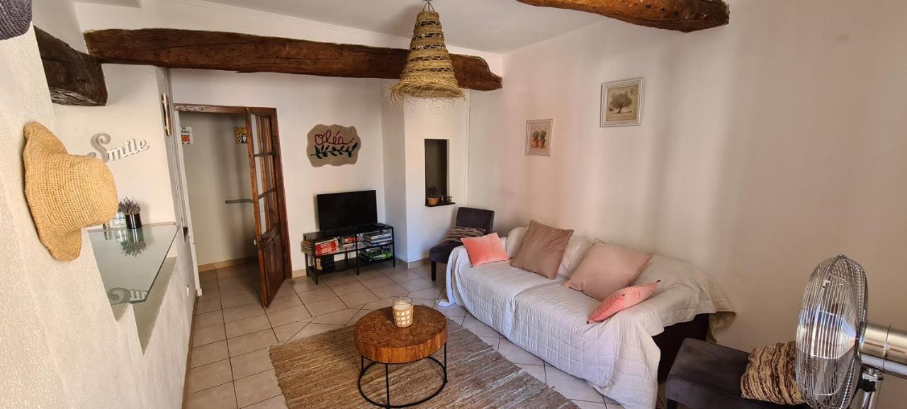La Terrasse D'olea, Au Coeur Du Village *